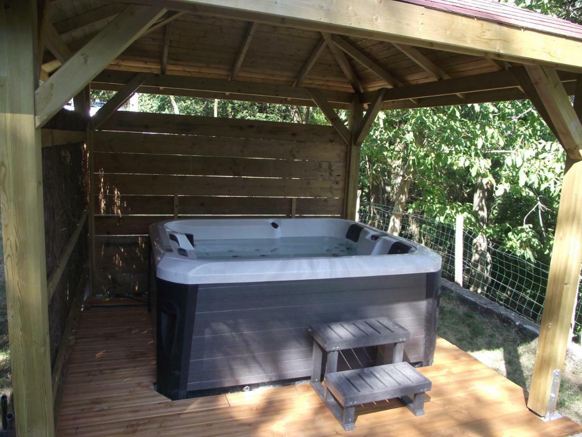 Domaine Des Cigales, Chambre D'Hotes Saint-Martin-d'Aout Ngoại thất bức ảnh